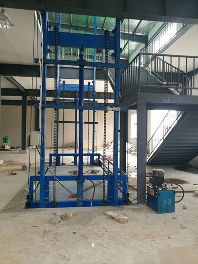 液壓升降平臺應用領域_液壓升降平臺分類_遂寧市大噸位升降貨梯如何操作