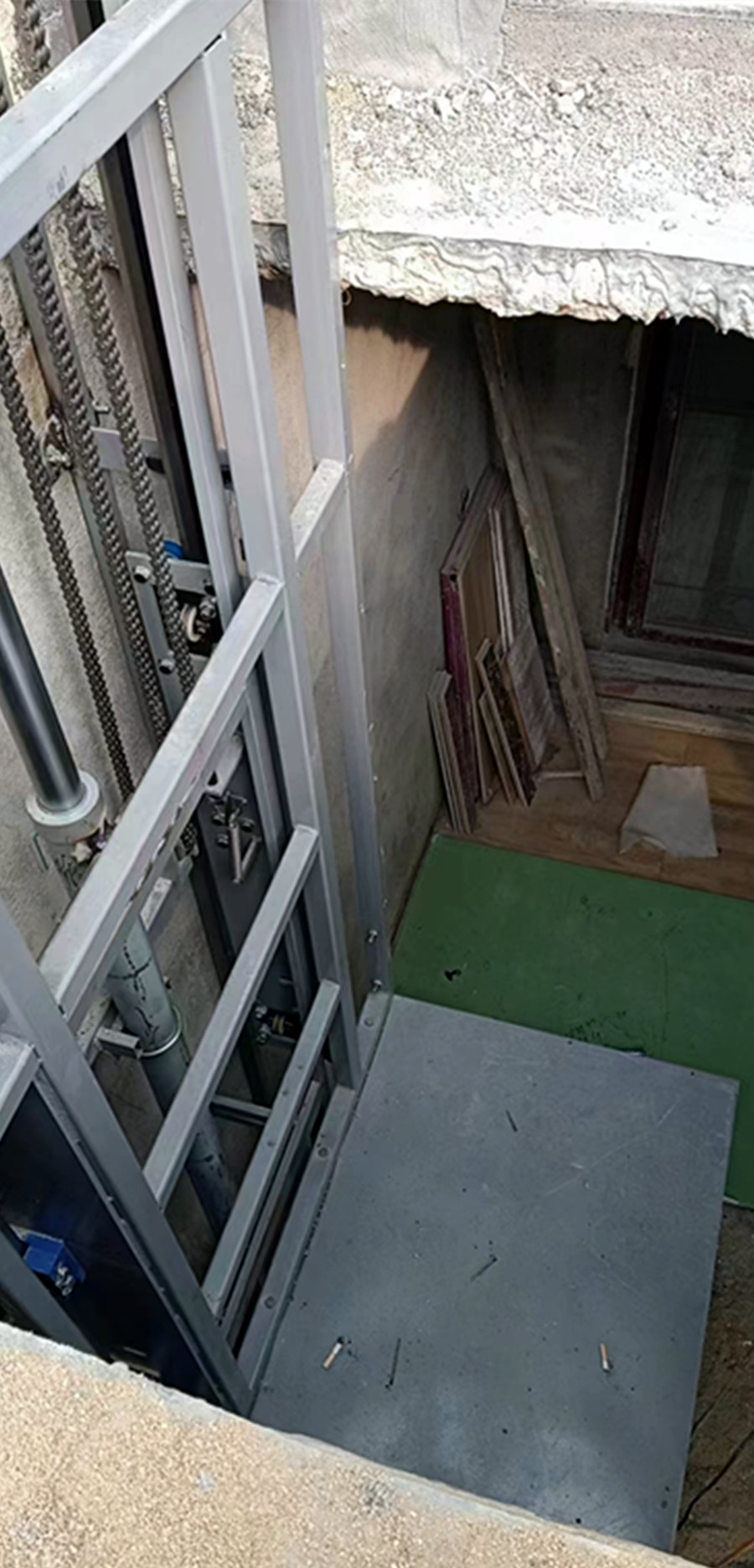 升降貨梯什么價_如何選擇小型升降貨梯_貨用小型升降梯